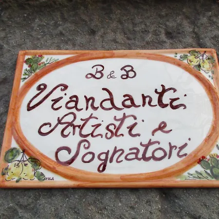 Bed and breakfast Viandanti, Artisti E Sognatori 3*