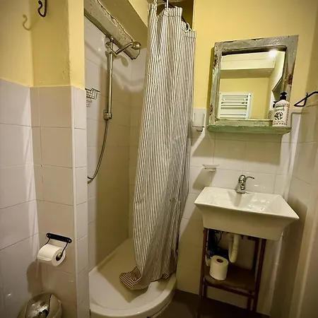 Bed and breakfast Viandanti, Artisti E Sognatori 3*