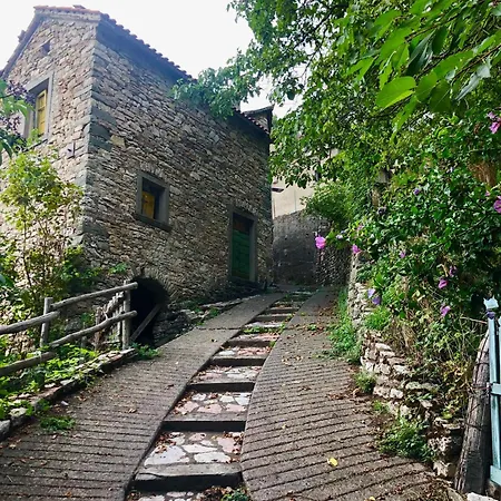 Viandanti, Artisti E Sognatori 3*
