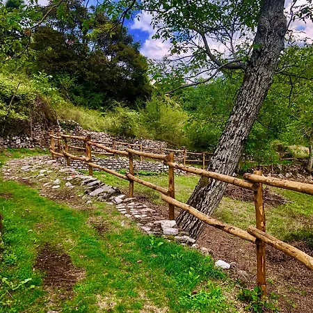 Viandanti, Artisti E Sognatori 3* Comano (Tuscany)