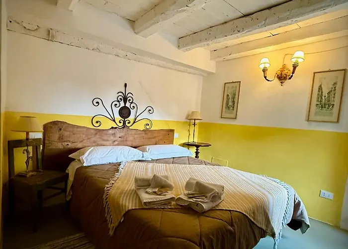 Bed & Breakfast Viandanti, Artisti E Sognatori 3*